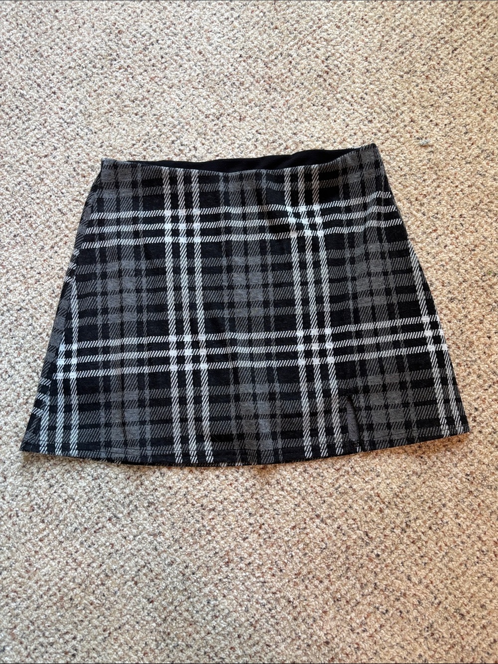 American Eagle Outfitters Black & Gray Plaid Mini Skirt